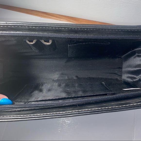 Kate Spade: Vintage Black Velvet Shoulder Bag - Picture 7 of 16